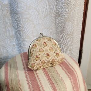 Floral Kisslock Accessories, Make Up, Coin, Sew Clutch Boho Grandmacore Cottage